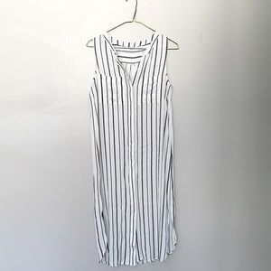 Linen sleeveless long vest